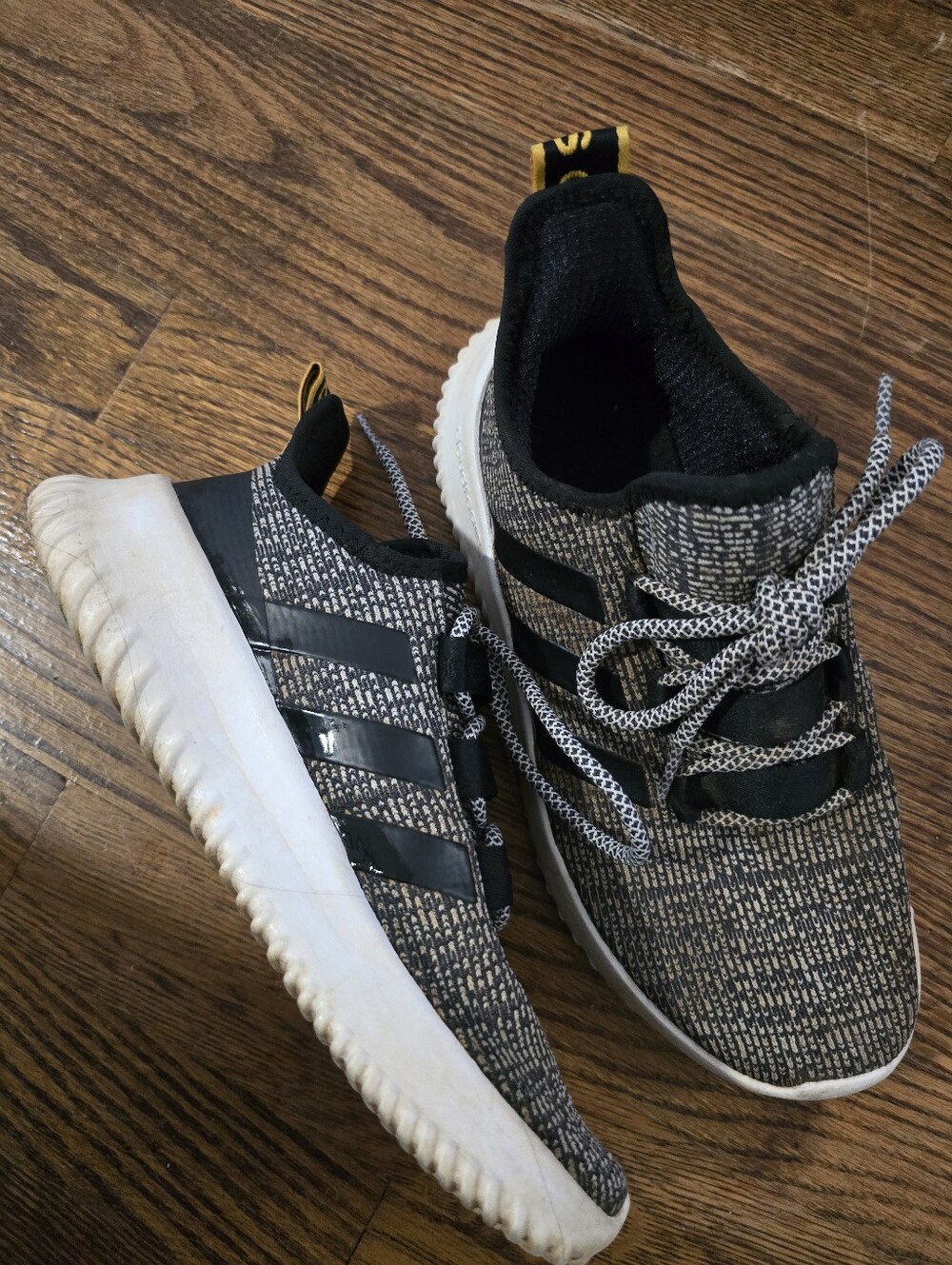 Adidas Kaptir Women's Sneakers | Size 5